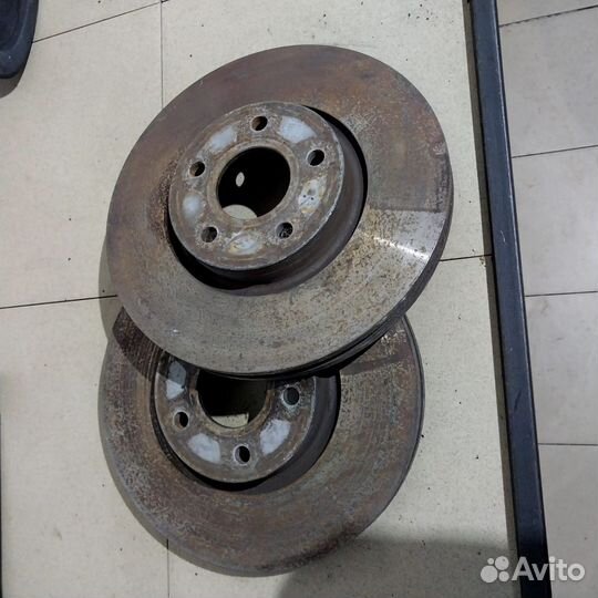 Передние тормозные диски Ford Mondeo 3