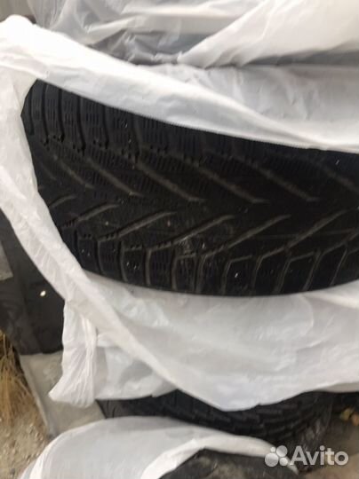 Yokohama 104ZR 275/55 R19 115