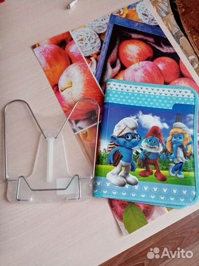 Пенал для тетрадей, подставка книг