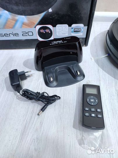 Робот-пылесос Tefal Smart Force X-plorer rg6825wh