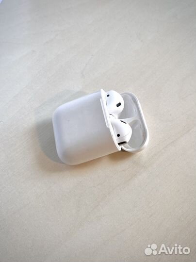 AirPods 2