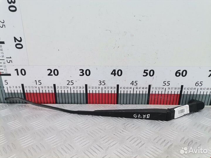 Щеткодержатель (поводок стеклоочистителя, дворник)