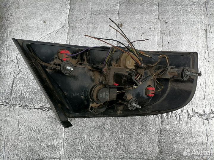 Задний фонарь Крайслер Себринг