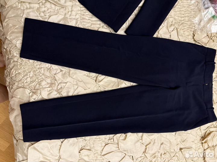 Костюм женский