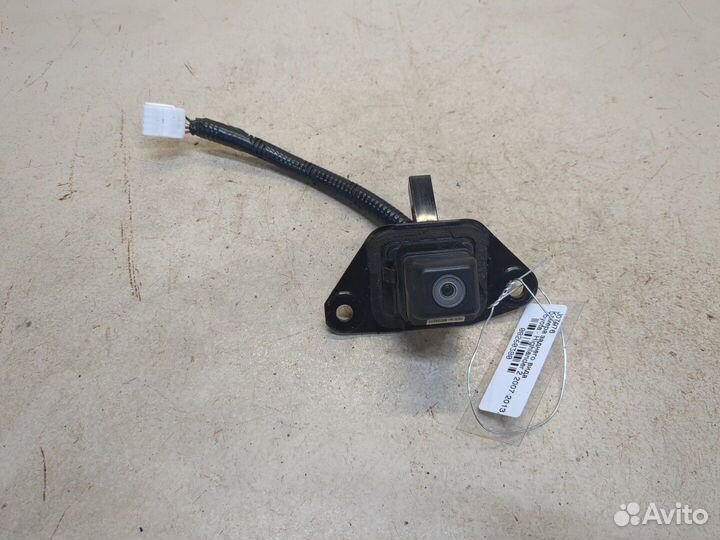 Камера заднего вида Toyota Highlander 2, 2008