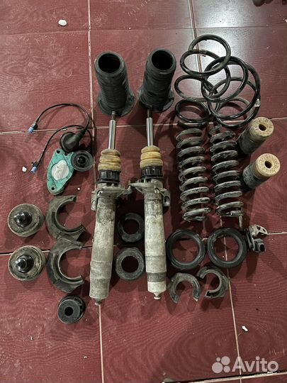 Передние стойки BMW M4 F82