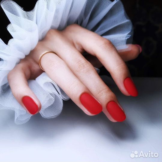 Маникюр, педикюр, гель-лак на Дыбенко