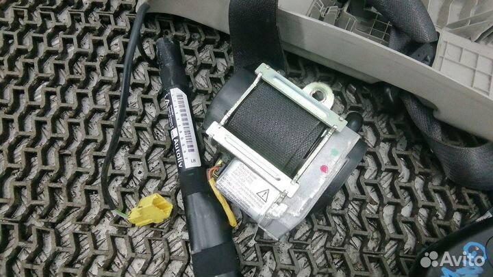 Ремень безопасности Chevrolet Cruze 2012