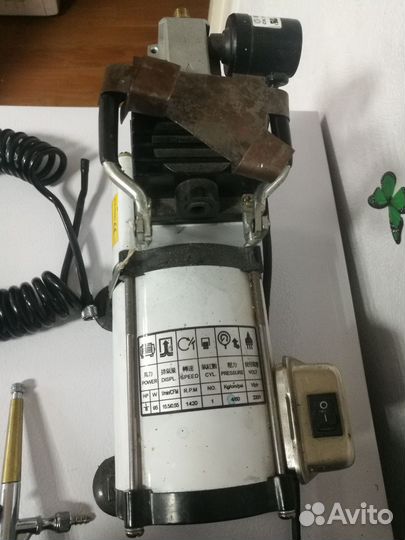 Компрессор автомобильный