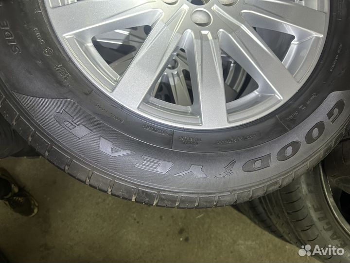 Goodyear Eagle F1 Asymmetric SUV 4x4 255/60 R18 112W