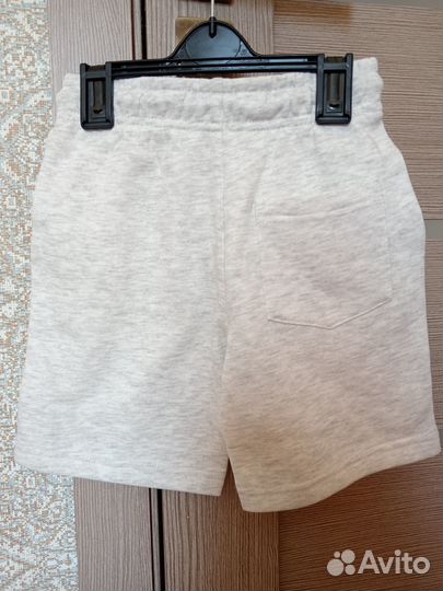 Шорты новые