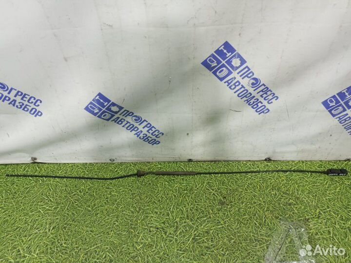 Трос капота Volkswagen Polo седан 1.6 CFN 2013