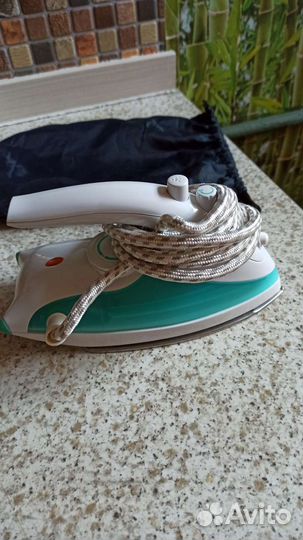 Утюг дорожный Novex NI-800TR