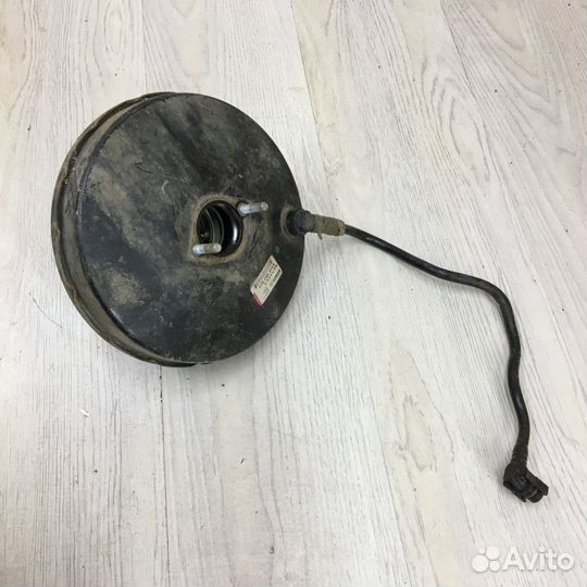 Вакуумный усилитель Усилитель тормозов Вакуумник R