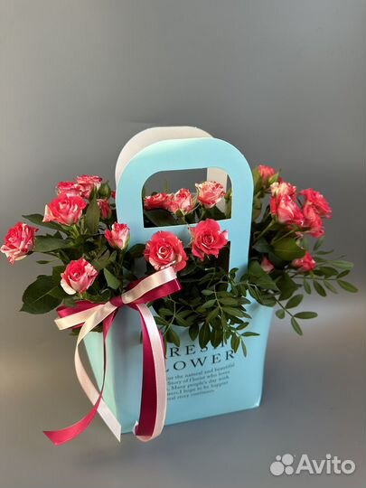 Композиции с кустовыми розами