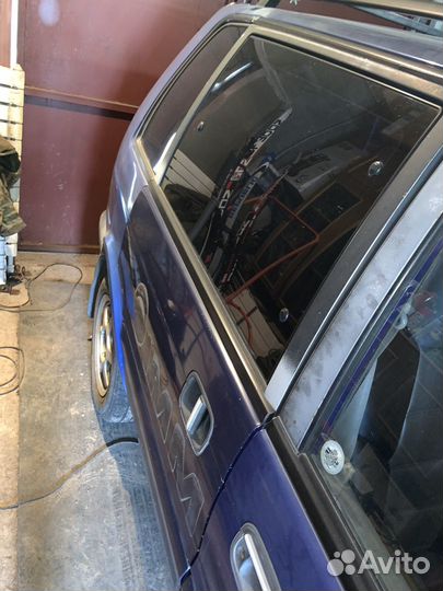 Mitsubishi Space Runner 1.8 МТ, 1994, 470 000 км