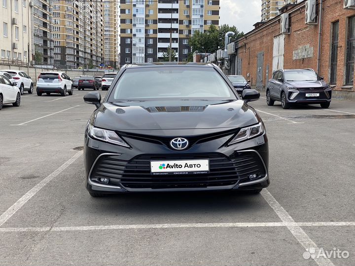 Toyota Camry 2.5 AT, 2021, 51 000 км