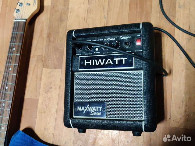 Авито комбик. Hiwatt g15. Hiwatt g15 8r. Комбоусилитель Belcat g10. Hiwatt Maxwatt b300.