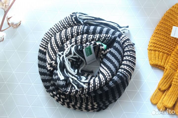 Км Шарфы, палантины, снуды Benetton