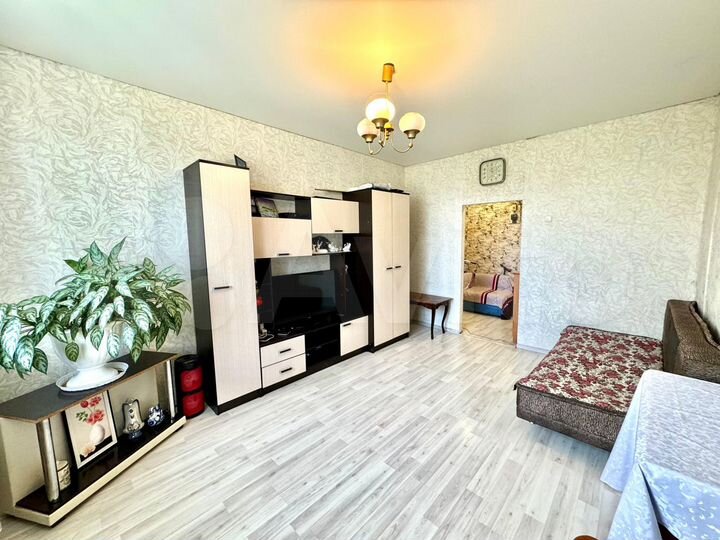 2-к. квартира, 54 м², 1/2 эт.