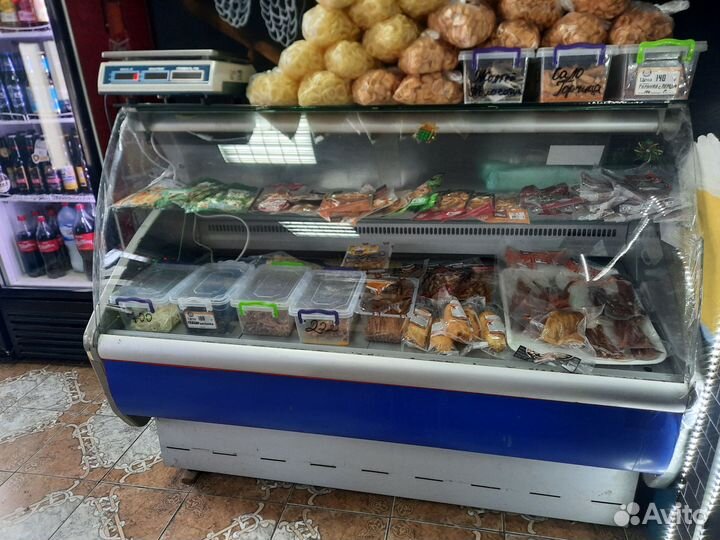 Витринный холодильник бу для рыбы