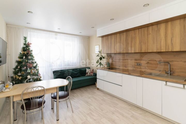 2-к. квартира, 67 м², 10/14 эт.