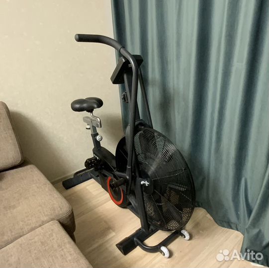 Велотренажер Altezani UG-AB003