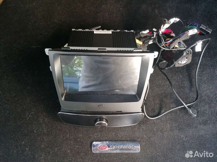 Головное устройство на Kia Sorento XM FL