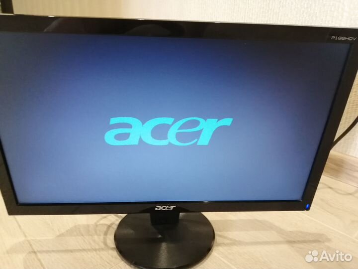 Продаю монитор для компьютера