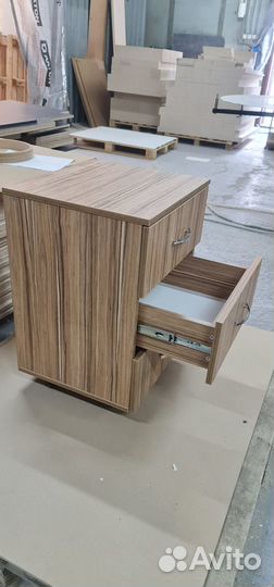 Тумбочка офисная