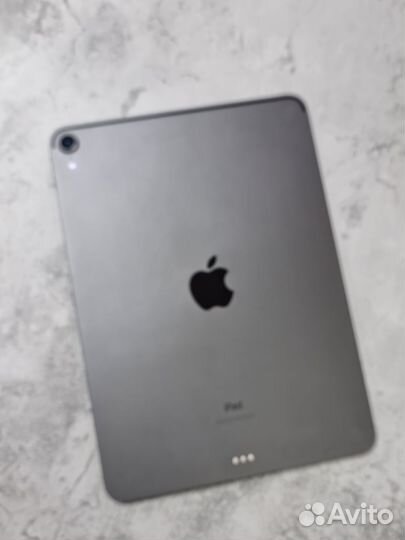 Планшет Apple iPad Pro 11 2018 256 Gb