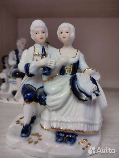 Статуэтка фарфор влюбленная пара
