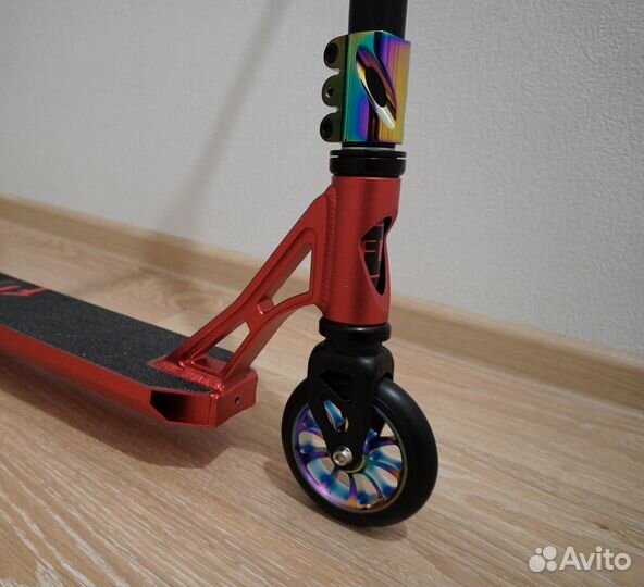 Трюковой самокат новый фирменный