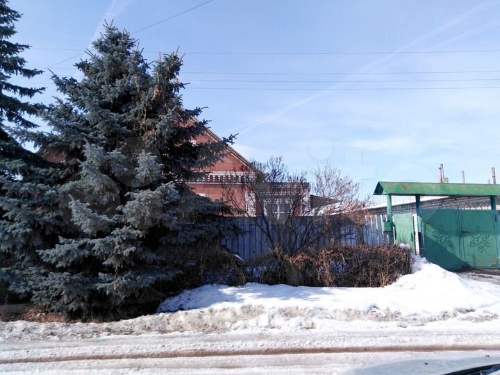 Дом 190 м² на участке 10 сот.