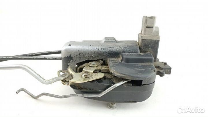 Замок двери передний правый Lexus Gs300 JZS147