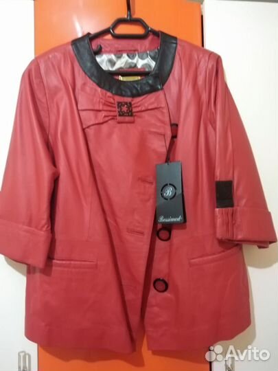 Кожанная куртка женская