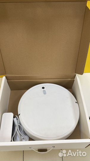 Робот-Пылесос Xiaomi Mi Robot (мп7)