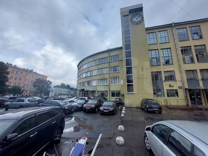 Помещение кафе на пр.Медиков, 160.5 м²