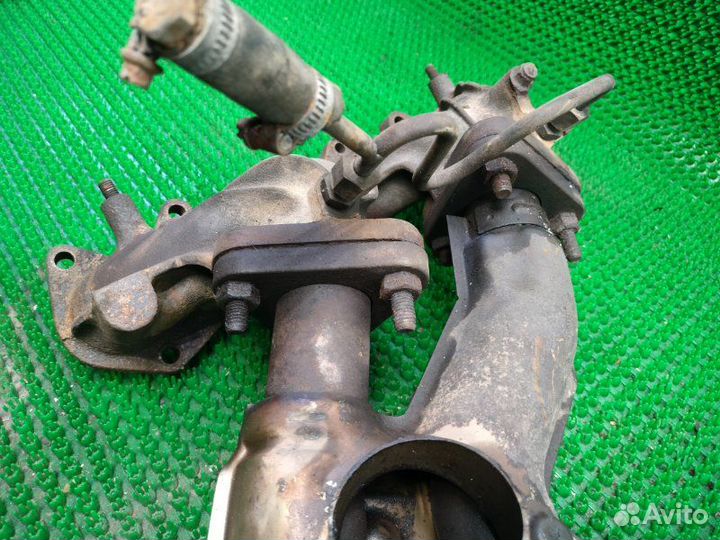 Коллектор выпускной Volkswagen Passat B3 AAA 1993