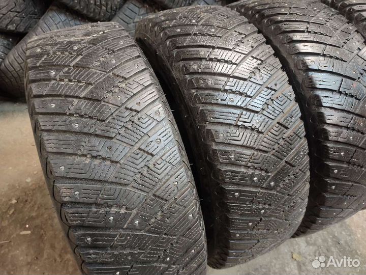 Goodyear UltraGrip Ice Arctic SUV 225/65 R17