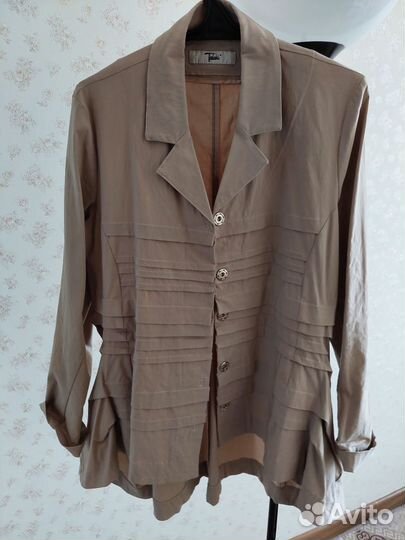 Жакет-ветровка с палантином