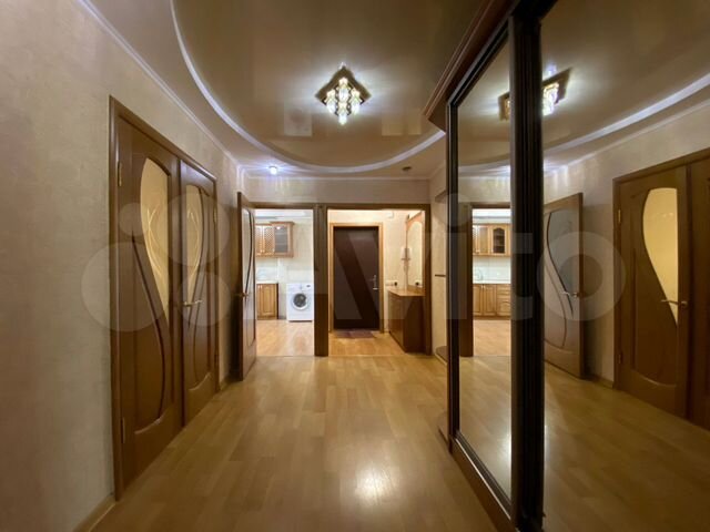 4-к. квартира, 105 м², 3/10 эт.