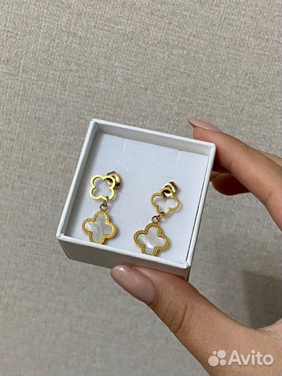 Серьги женские