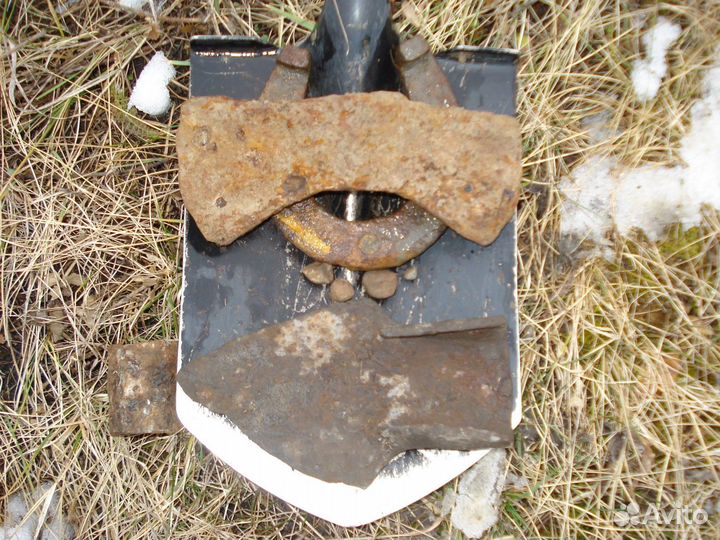 Топор старинный