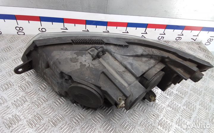 Фара правая Skoda Superb