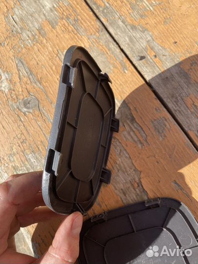 Заглушки обшивки двери багажника Santa Fe 2