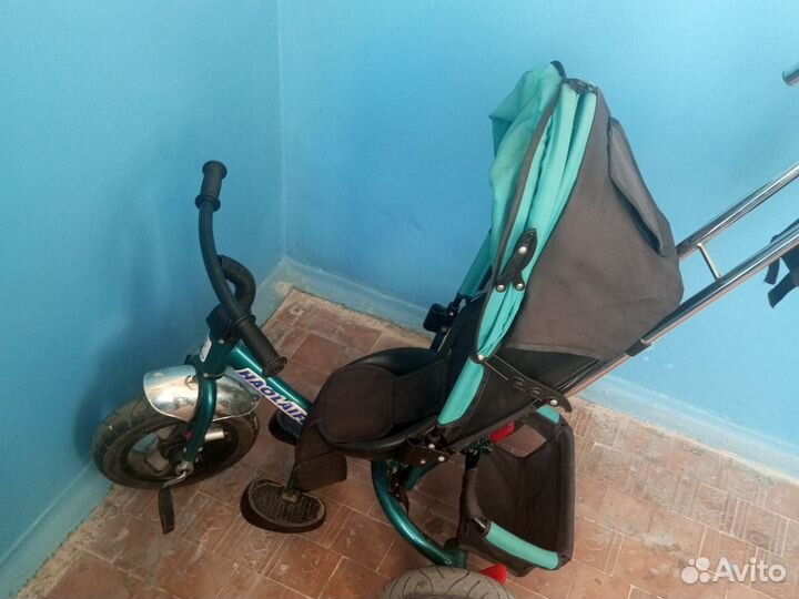 Детский велосипед с родительской ручкой