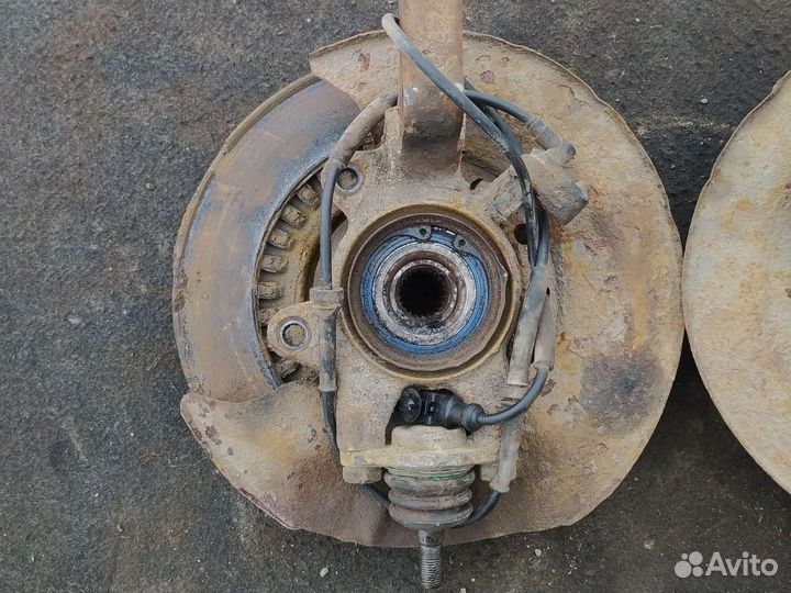 Поворотный кулак LADA kalina 2