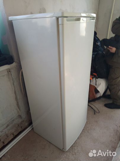 Холодильник бу