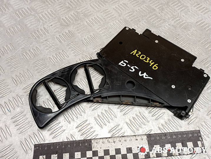 Подстаканник Volkswagen Passat B5 1998